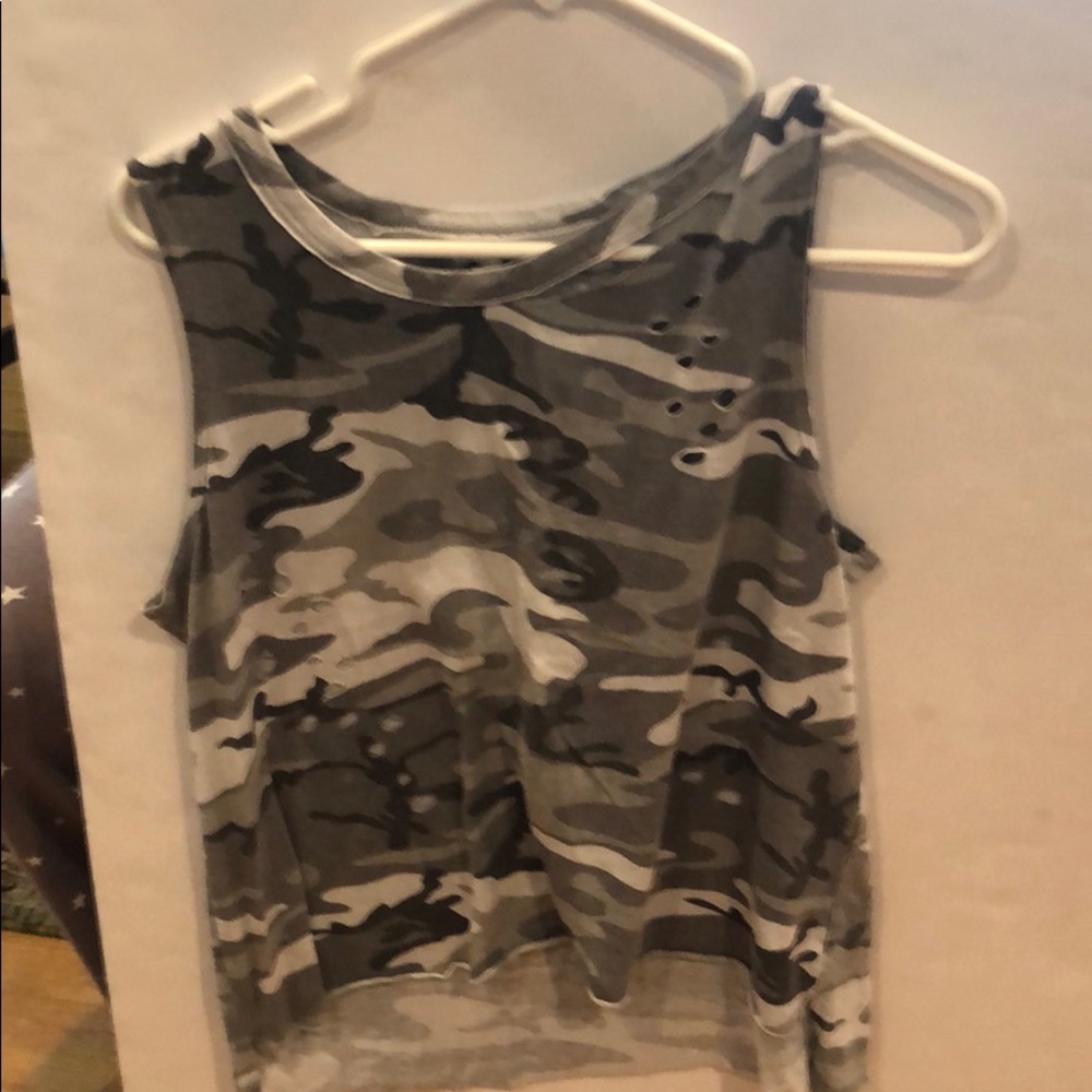 Camo tank top distress